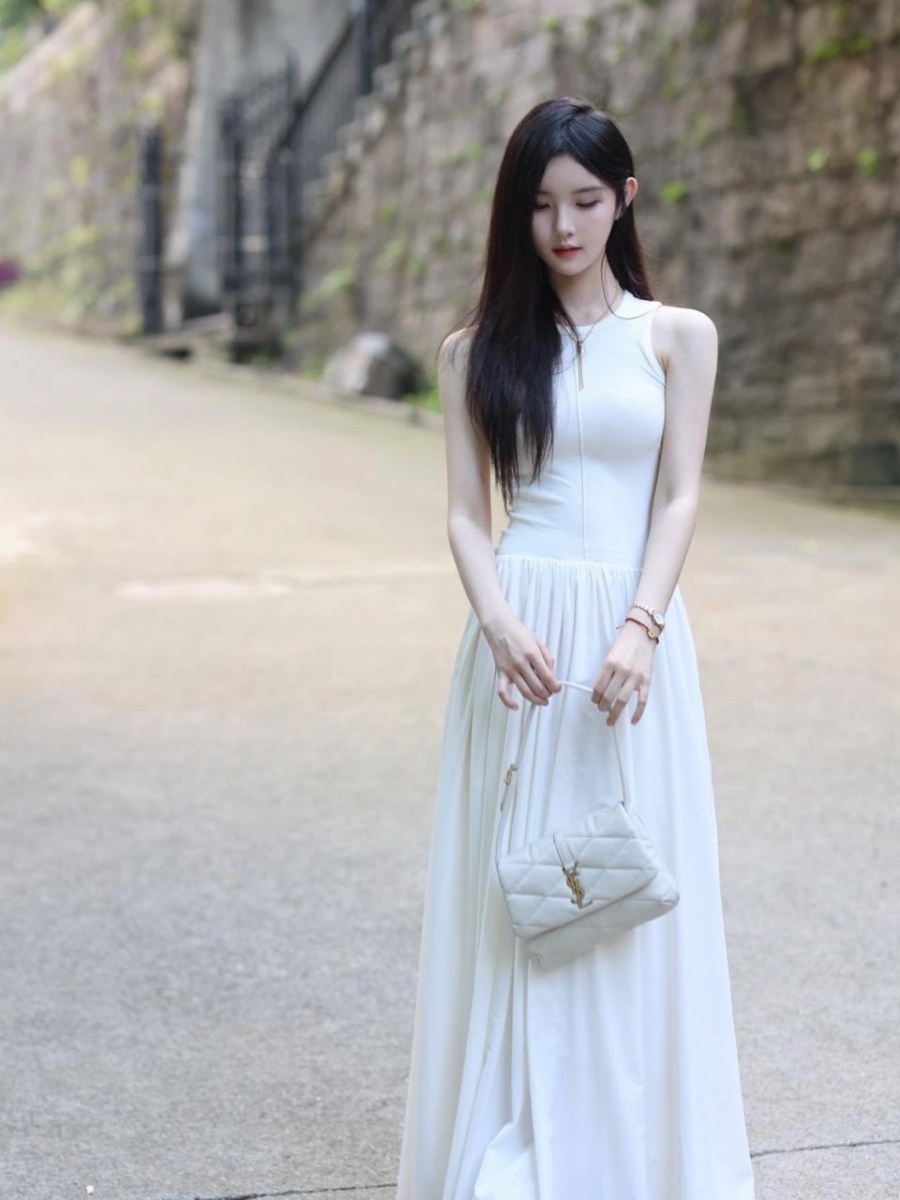 a717b4bae0f333af3a349ab431ddf635_1787733258_1295.jpg