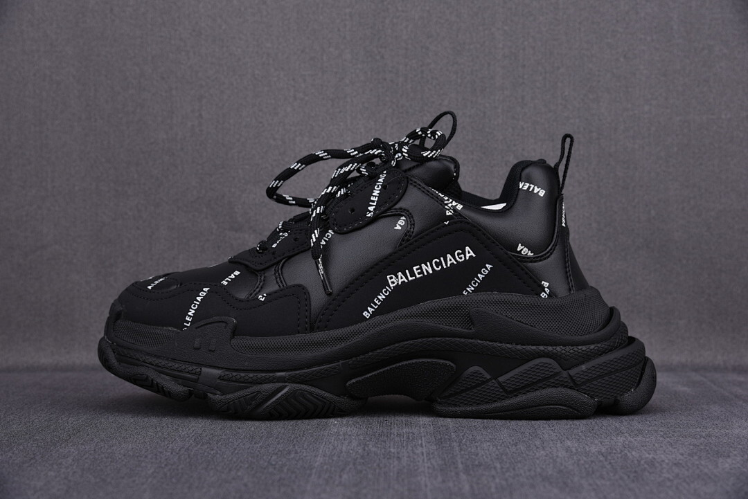 [ZH] 발렌시아가 트리플S 스니커즈 올오버 로고 블랙 (남여공용)