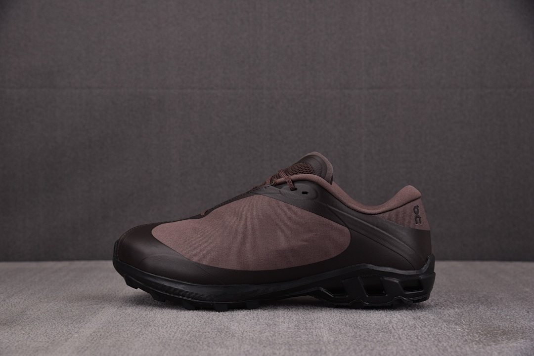 [순원] 파프 x 온 러닝 클라우드벤처 피크 스니커즈 카카오 에스프레소 (남여공용)