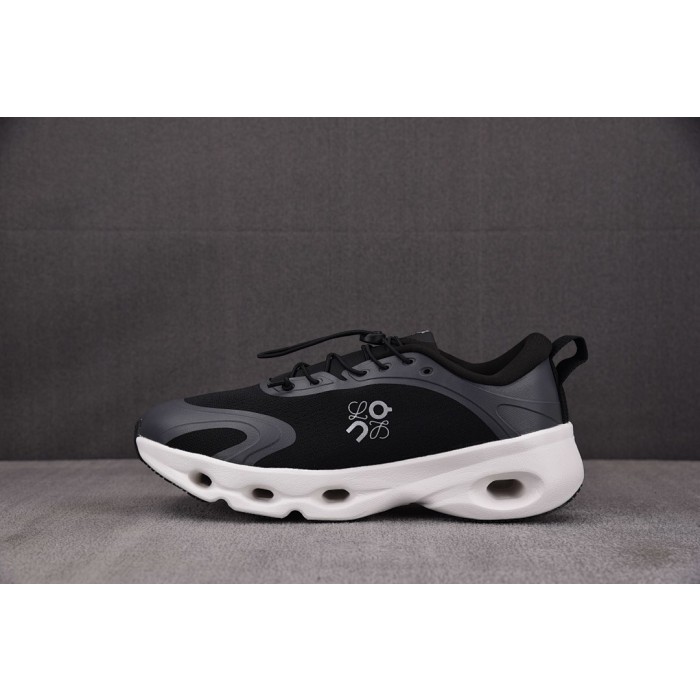 [순원] 로에베 x 온 러닝 클라우드솔로 러닝화 블랙 화이트 (남여공용)