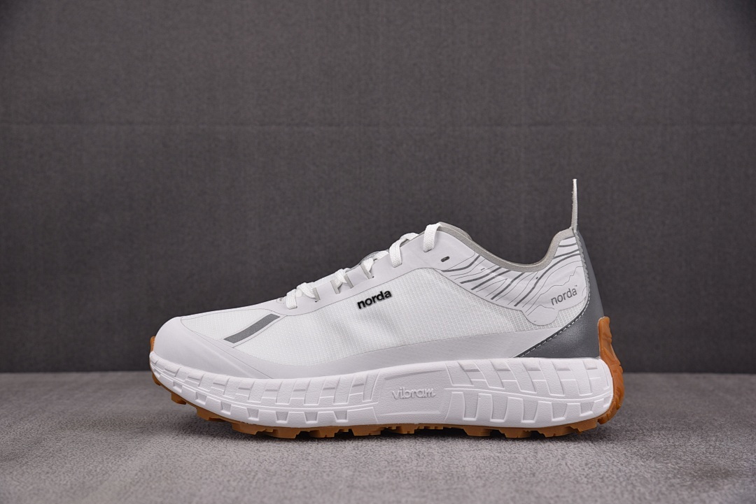 [M] 노다 001 트레일 런닝화 화이트 (남여공용)