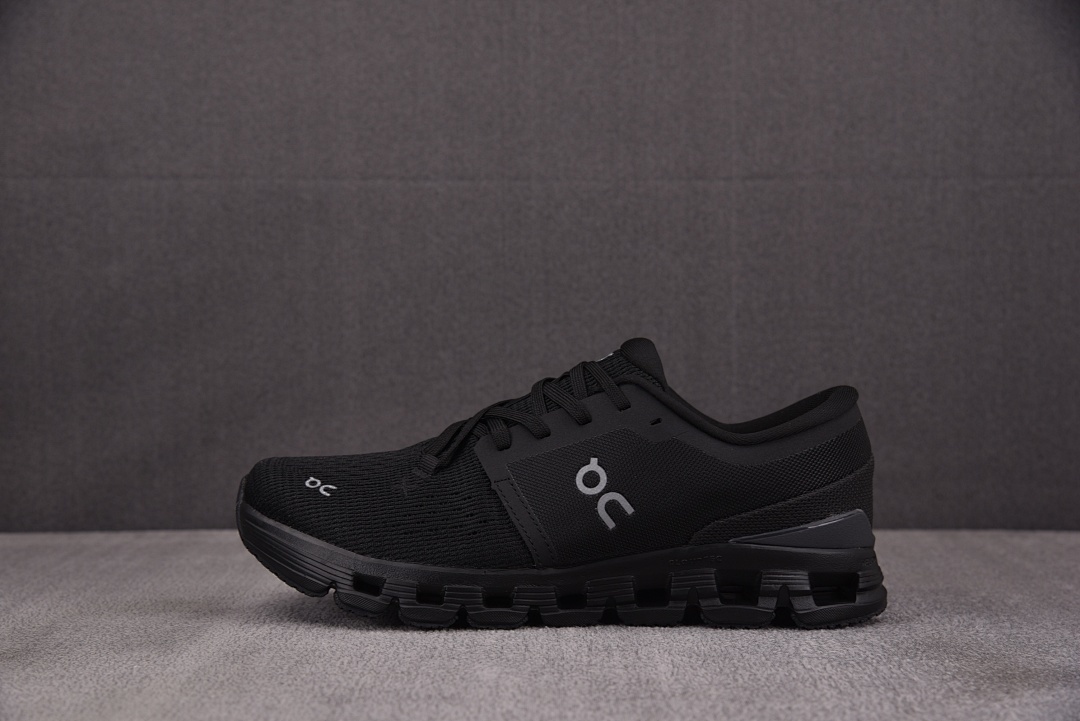 [순원] 온 러닝 클라우드X4 트레이닝화 블랙 (남여공용)