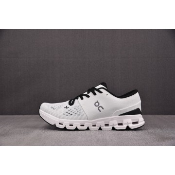 [순원] 온 러닝 클라우드X4 트레이닝화 아이보리 블랙 (남여공용)