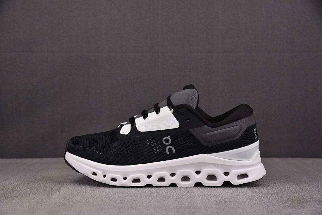 [순원] 온 러닝 클라우드스트라터스3 조깅화 블랙 프로스트 (남여공용)