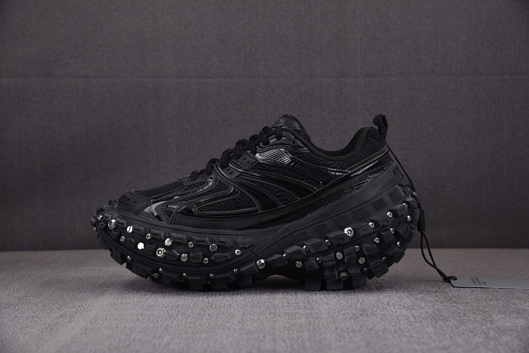 [XA] 발렌시아가 디펜더 스니커즈 스크류 블랙 (남여공용)