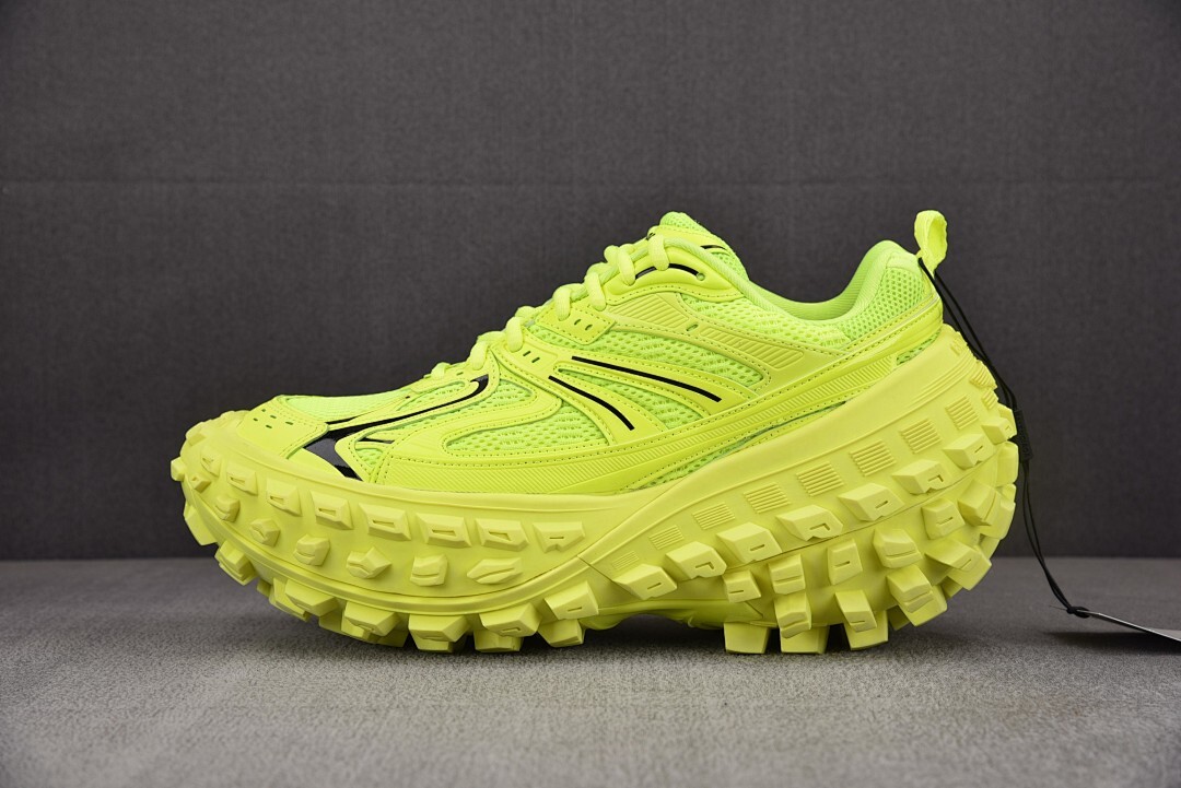 [XA] 발렌시아가 디펜더 스니커즈 네온 옐로우 (남여공용)