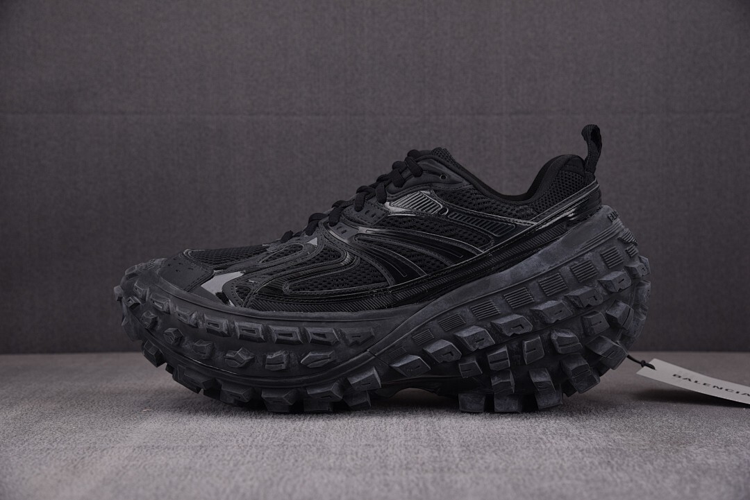 [XA] 발렌시아가 디펜더 스니커즈 블랙 (남여공용)