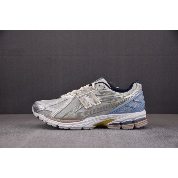 [M] 키스 x 뉴발란스 1906R 화이트 블루 (남여공용)