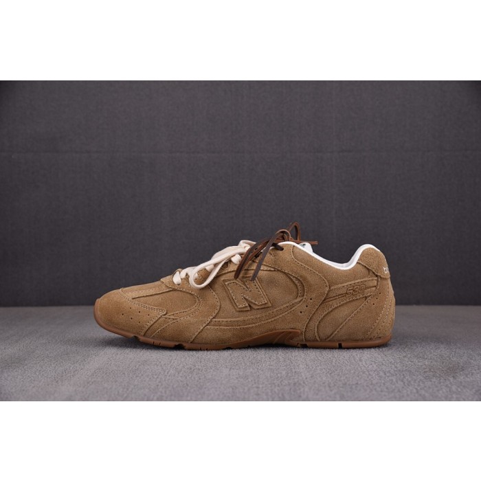 [GD] 미우미우 x 뉴발란스 530 스웨이드 스니커즈 에크루 (남여공용)