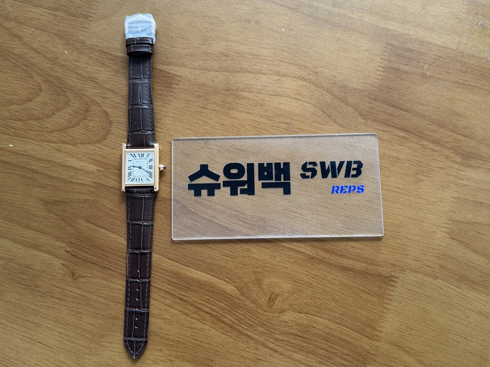 [AF] 까르띠에 탱크머스트 25.5미리 라지사이즈 브라운스트랩-SWB18