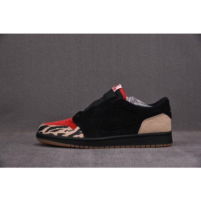 [DG] 솔플라이 x 조던1 로우 레트로 OG SP 블랙 앤 스포츠 레드 (남성용)