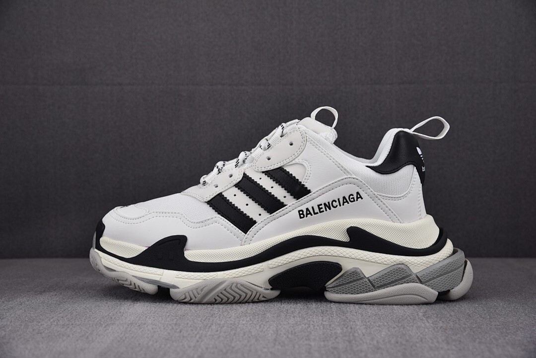 [OK] 아디다스 x 발렌시아가 트리플S 스니커즈 화이트 블랙 (남여공용)