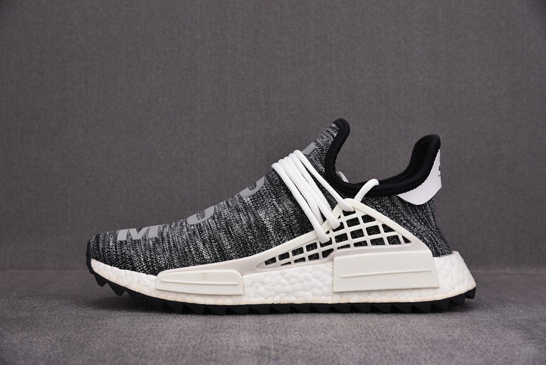 [OWF] 퍼렐 윌리엄스 x 아디다스 Hu NMD 오레오 (남여공용)